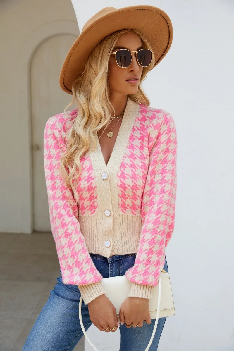 Houndstooth Knit V-Neck Button Front Rib Hem Cardigan - Image 4